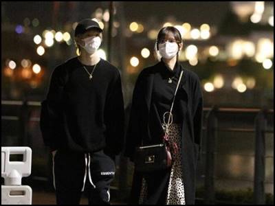 金川沙耶のラジオ謝罪の評判は林蓮音との中指＆ピースの闇が恐怖!