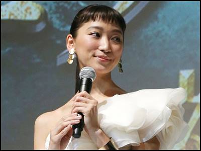 杏がフランス移住したのはいつから住んでる理由や場所はどこか暴露!