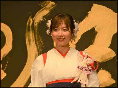 青柳美扇の結婚相手は誰？馴れ初めや出会い、家族構成をまとめ！